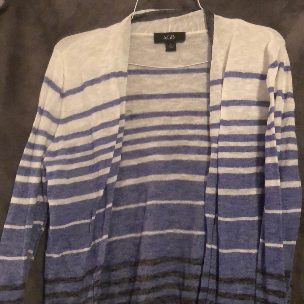 Sweater - Picture 2 of 2